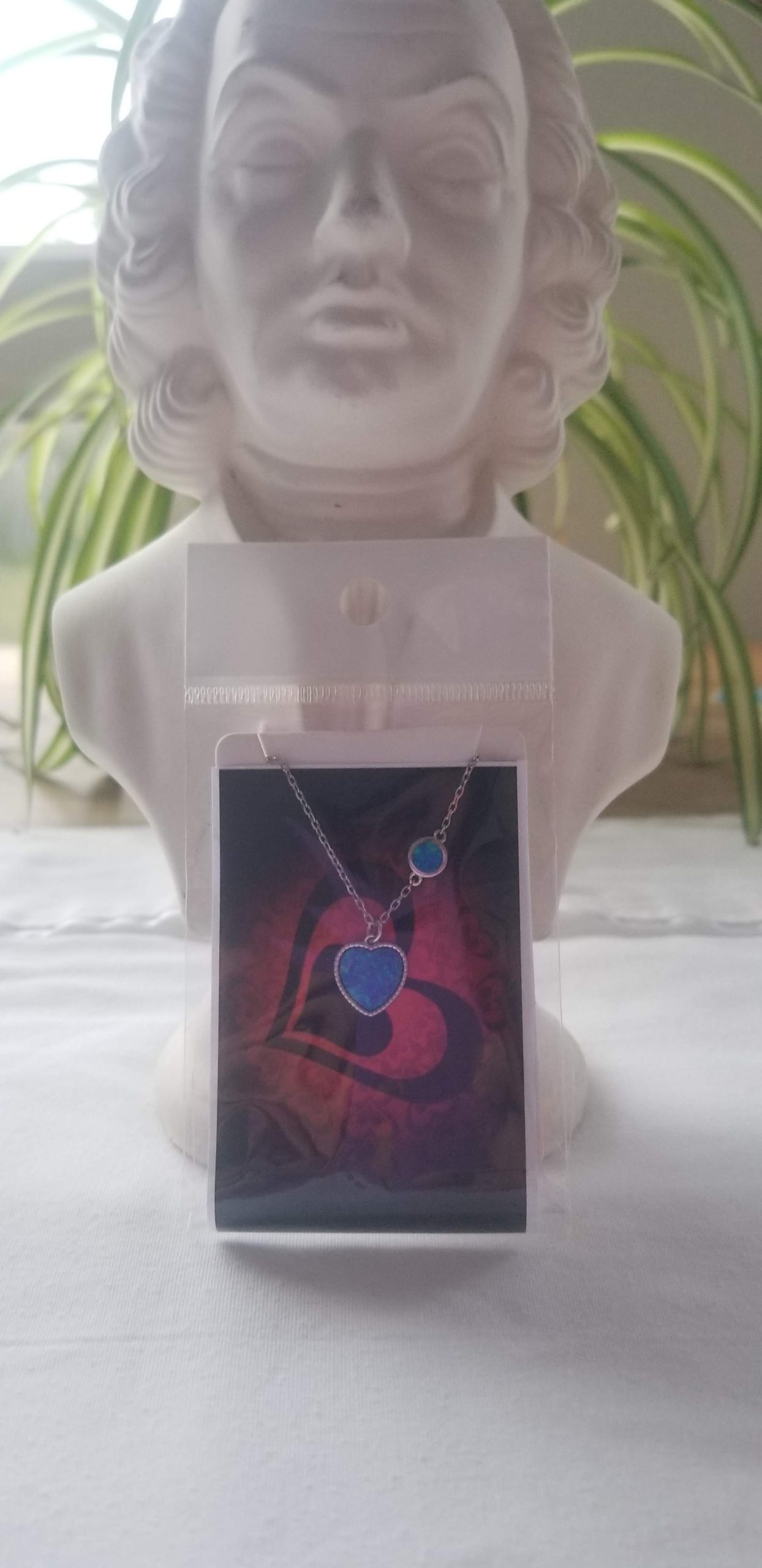 Necklace Emulated opal with heart and circle